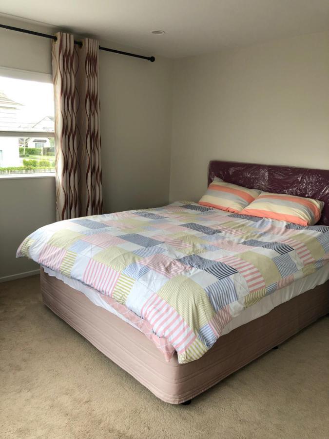 אוקלנד Brand New Bedroom In Karaka מראה חיצוני תמונה